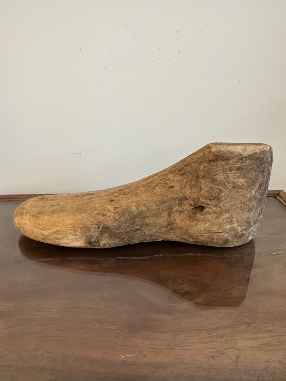 Vintage Wooden Shoe Mold - Rustic Display Form in Light Brown - Picture 3 of 5